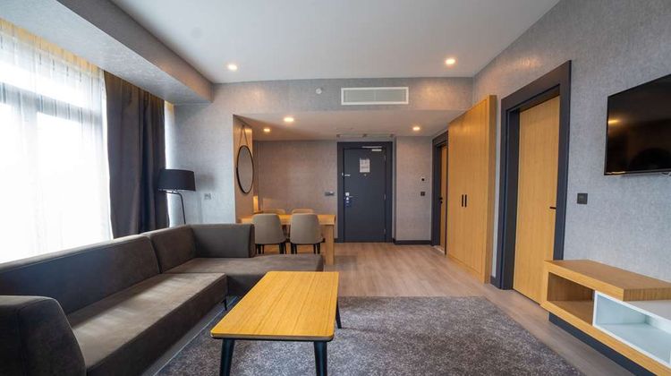 Park Inn by Radisson Yalova City Center Suite