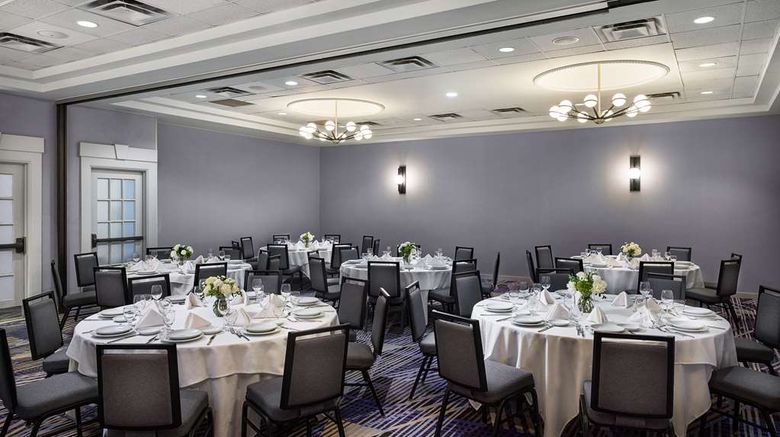 <b>Hilton Kansas City Country Club Plaza Meeting</b>. Images powered by <a href="https://iceportal.shijigroup.com/" title="IcePortal" target="_blank">IcePortal</a>.