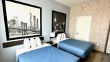 Super 8 by Wyndham Brooklyn Room