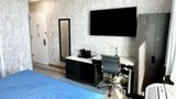 Super 8 by Wyndham Brooklyn Room