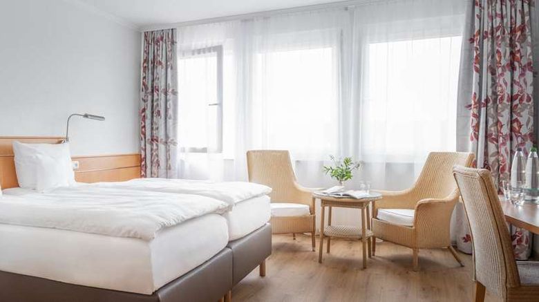 <b>Ringhotel Krone Schnetzenhausen Room</b>. Images powered by <a href="https://iceportal.shijigroup.com/" title="IcePortal" target="_blank">IcePortal</a>.