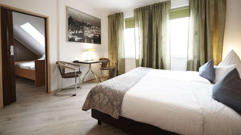 <b>Ringhotel Paulsen Room</b>. Images powered by <a href="https://iceportal.shijigroup.com/" title="IcePortal" target="_blank">IcePortal</a>.
