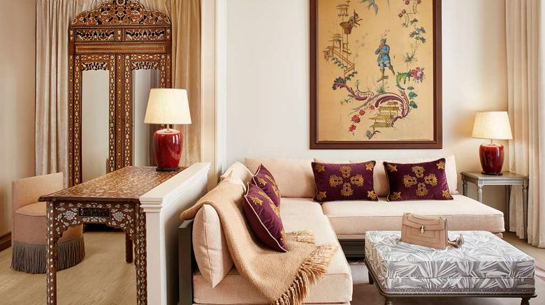<b>Hotel de Montesquieu Suite</b>. Images powered by <a href="https://iceportal.shijigroup.com/" title="IcePortal" target="_blank">IcePortal</a>.