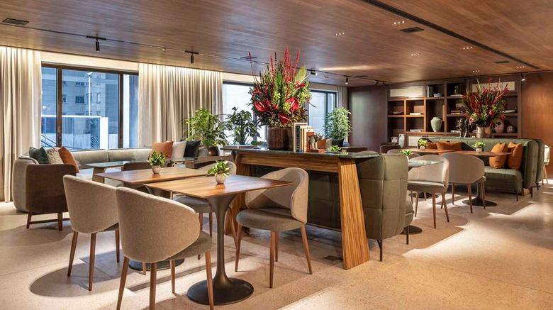 <b>L'Hotel Porto Bay Sao Paulo Restaurant</b>. Images powered by <a href="https://iceportal.shijigroup.com/" title="IcePortal" target="_blank">IcePortal</a>.