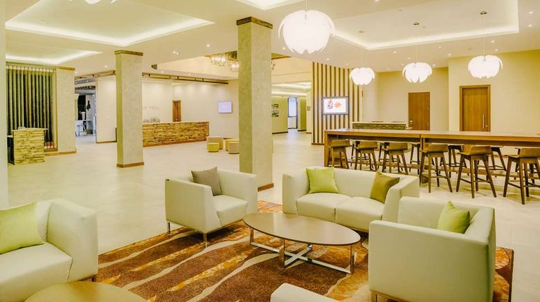 <b>Tamarind Tree Hotel Lobby</b>. Images powered by <a href="https://iceportal.shijigroup.com/" title="IcePortal" target="_blank">IcePortal</a>.