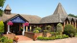 Bridgewood Manor Hotel Exterior