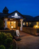 Bridgewood Manor Hotel