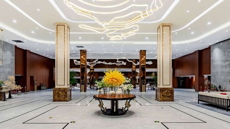 <b>Howard Johnson Lakeview Hotel Huaibei Lobby</b>. Images powered by <a href="https://iceportal.shijigroup.com/" title="IcePortal" target="_blank">IcePortal</a>.
