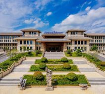 Howard Johnson Lakeview Hotel Huaibei Exterior