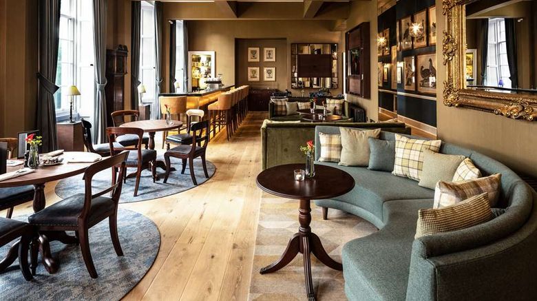 <b>Schloss Roxburghe Hotel & Golf Course Restaurant</b>. Images powered by <a href="https://iceportal.shijigroup.com/" title="IcePortal" target="_blank">IcePortal</a>.