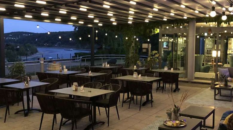 <b>Ringhotel Haus Oberwinter Restaurant</b>. Images powered by <a href="https://iceportal.shijigroup.com/" title="IcePortal" target="_blank">IcePortal</a>.