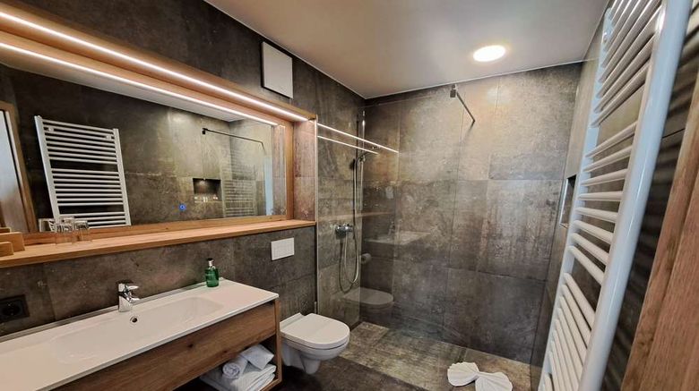 <b>Ringhotel Landhaus Nicolai Room</b>. Images powered by <a href="https://iceportal.shijigroup.com/" title="IcePortal" target="_blank">IcePortal</a>.