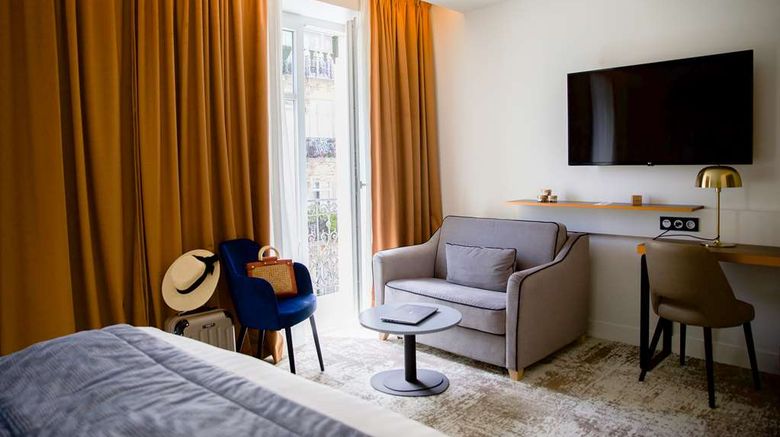 <b>Le Grand Hotel Grenoble, BW Premier Coll Room</b>. Images powered by <a href="https://iceportal.shijigroup.com/" title="IcePortal" target="_blank">IcePortal</a>.