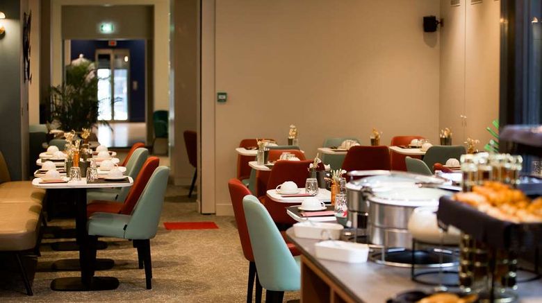 <b>Le Grand Hotel Grenoble, BW Premier Coll Restaurant</b>. Images powered by <a href="https://iceportal.shijigroup.com/" title="IcePortal" target="_blank">IcePortal</a>.