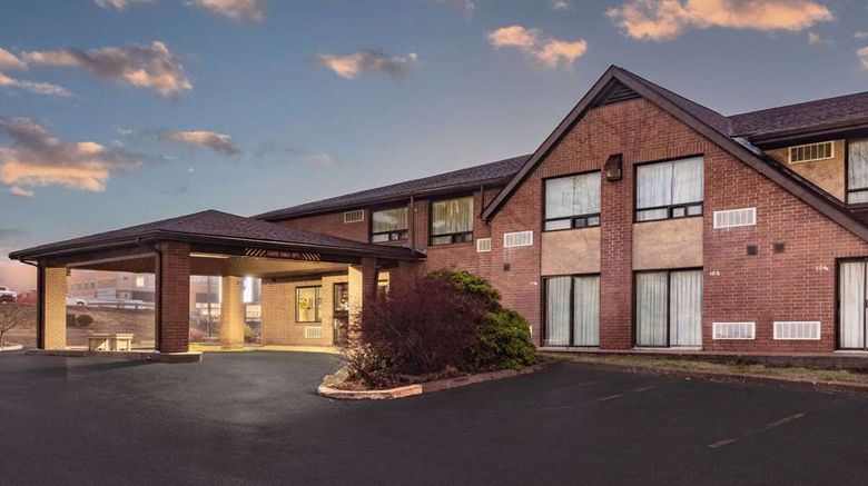 <b>Travelodge by Wyndham Bridgewater Exterior</b>. Images powered by <a href="https://iceportal.shijigroup.com/" title="IcePortal" target="_blank">IcePortal</a>.