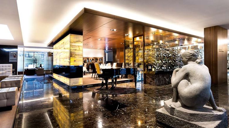 <b>Hotel International Brno Restaurant</b>. Images powered by <a href="https://iceportal.shijigroup.com/" title="IcePortal" target="_blank">IcePortal</a>.