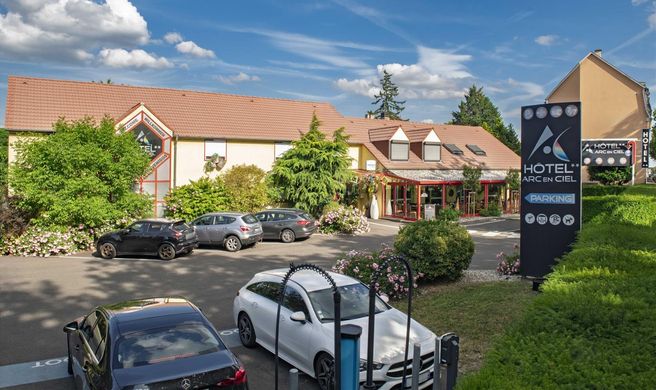 Hotel Arc-en-Ciel Exterior