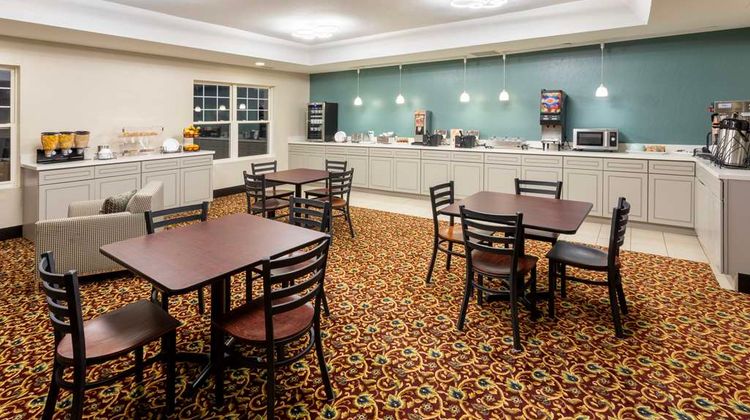GrandStay Waunakee Restaurant