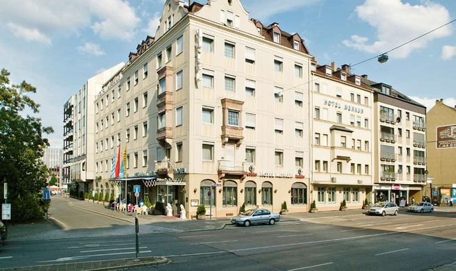 Ringhotel Loew's Merkur Exterior