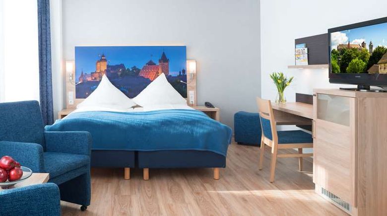 <b>Ringhotel Loew's Merkur Room</b>. Images powered by <a href="https://iceportal.shijigroup.com/" title="IcePortal" target="_blank">IcePortal</a>.