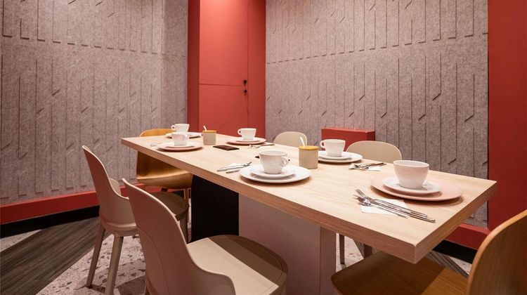 Ibis Styles Paris Montmartre Restaurant
