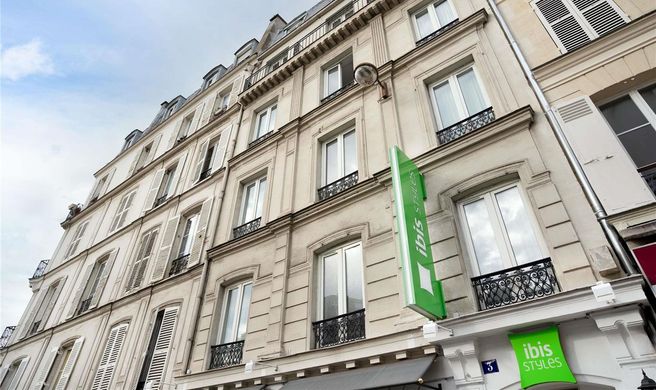 Ibis Styles Paris Montmartre Exterior