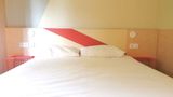 Ibis Budget Tours Sud Room