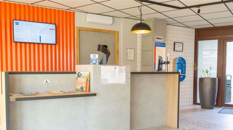 Ibis Budget Tours Sud Exterior