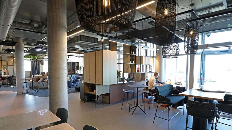 <b>Ibis Bourgoin Jallieu Medipole Exterior</b>. Images powered by <a href="https://iceportal.shijigroup.com/" title="IcePortal" target="_blank">IcePortal</a>.