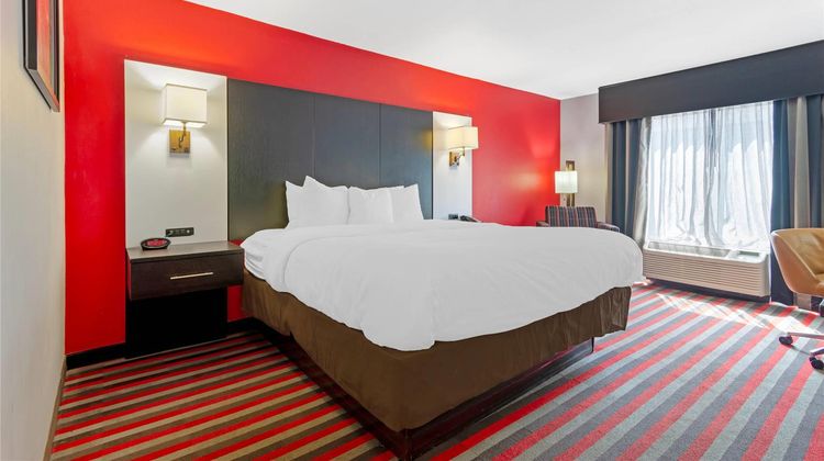 Comfort Inn & Suites Carrollton Room