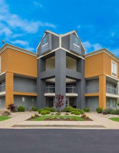 Clarion Pointe Indianapolis Northeast