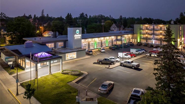 Clarion Pointe Rhinelander Downtown Exterior