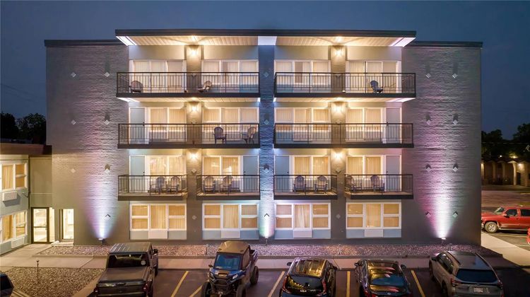 Clarion Pointe Rhinelander Downtown Exterior