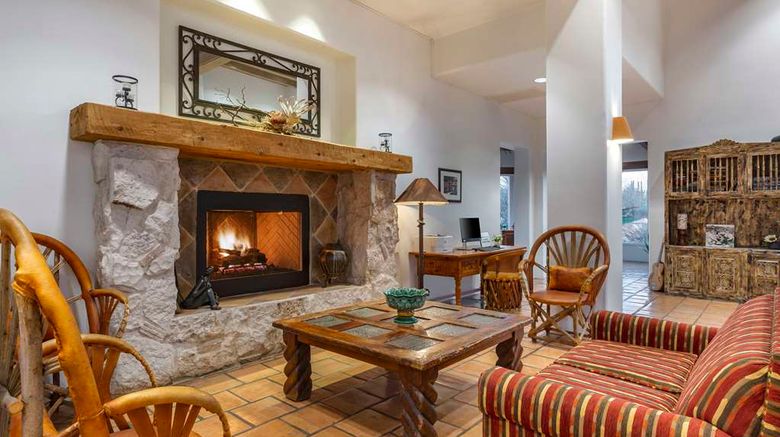 <b>Hilton Vacation Club Rancho Manana Lobby</b>. Images powered by <a href="https://iceportal.shijigroup.com/" title="IcePortal" target="_blank">IcePortal</a>.