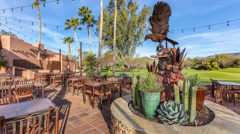 <b>Hilton Vacation Club Rancho Manana Restaurant</b>. Images powered by <a href="https://iceportal.shijigroup.com/" title="IcePortal" target="_blank">IcePortal</a>.