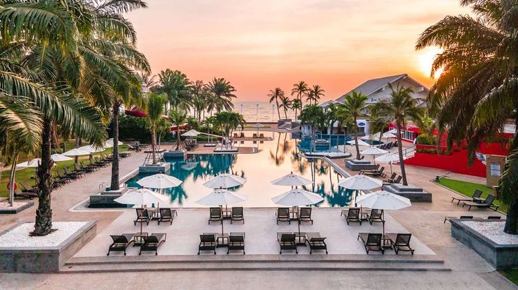 Radisson Resort & Spa Hua Hin Pool