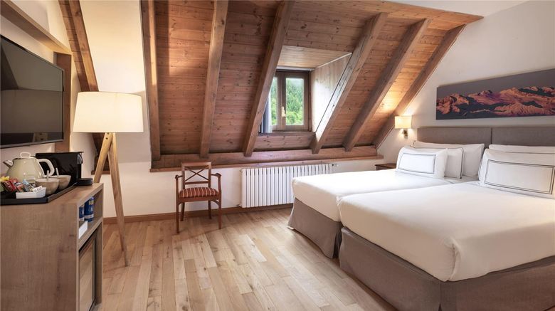 <b>Melia de Tredos Room</b>. Images powered by <a href="https://iceportal.shijigroup.com/" title="IcePortal" target="_blank">IcePortal</a>.