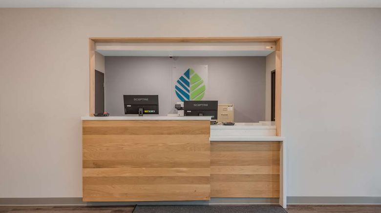 <b>WoodSpring Suites Bellflower-Los Angeles Lobby</b>. Images powered by <a href="https://iceportal.shijigroup.com/" title="IcePortal" target="_blank">IcePortal</a>.