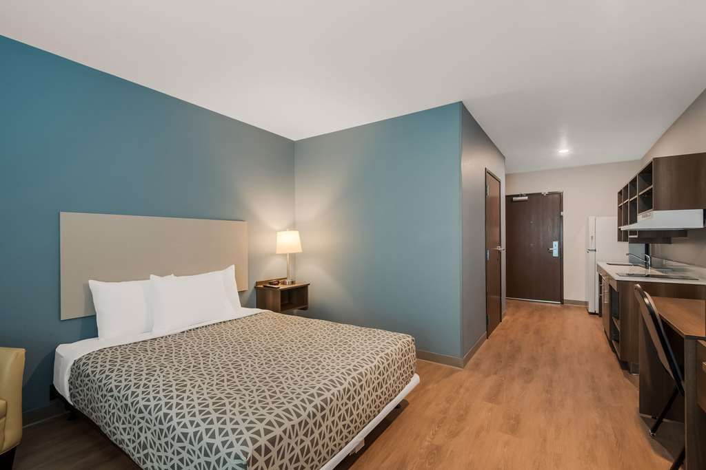 WoodSpring Suites Bellflower-Los Angeles- Bellflower, CA Hotels