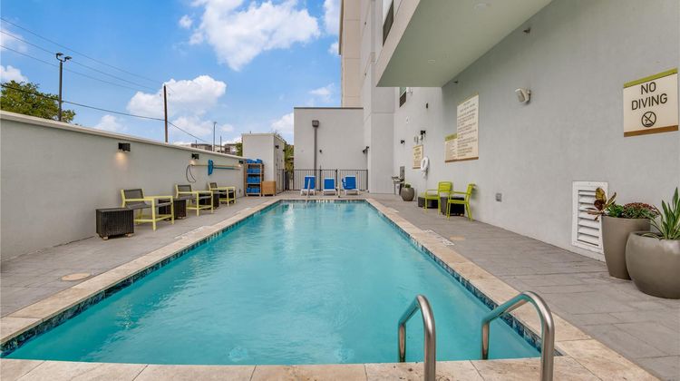 Home2 Stes Dallas Medical Dist Lovefield Pool