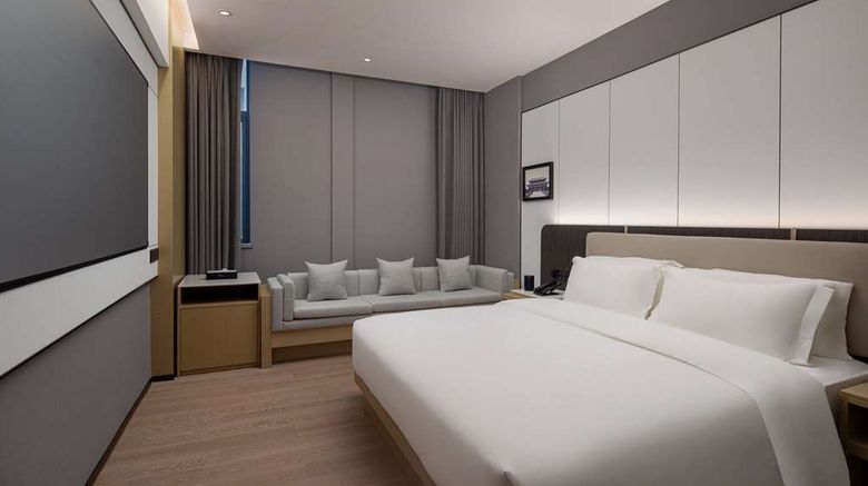 <b>Ramada Encore by Wyndham Dongguan Houjie Room</b>. Images powered by <a href="https://iceportal.shijigroup.com/" title="IcePortal" target="_blank">IcePortal</a>.