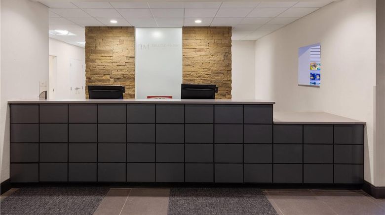<b>StoneHill Norman, Trademark Collection Lobby</b>. Images powered by <a href="https://iceportal.shijigroup.com/" title="IcePortal" target="_blank">IcePortal</a>.
