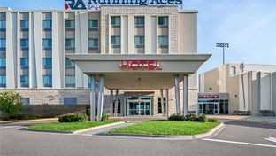 Running Aces Hotel, Trademark Collection