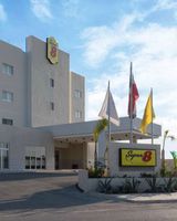 Super 8 by Wyndham Manzanillo