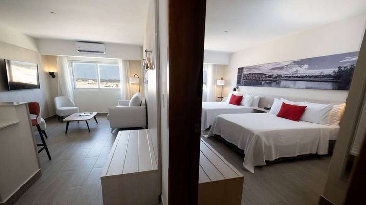 Super 8 by Wyndham Manzanillo Room