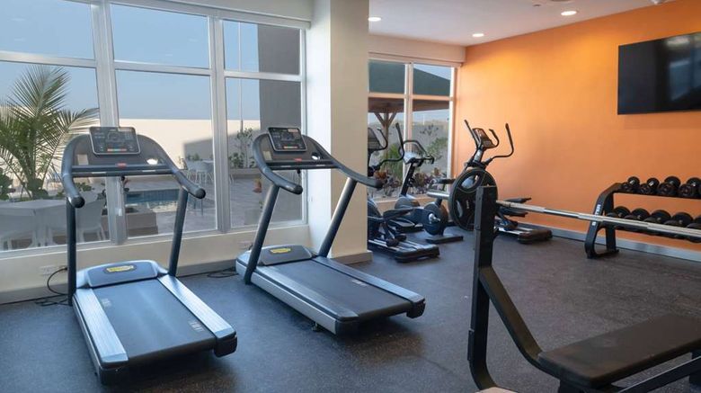 <b>Super 8 by Wyndham Manzanillo Health</b>. Images powered by <a href="https://iceportal.shijigroup.com/" title="IcePortal" target="_blank">IcePortal</a>.