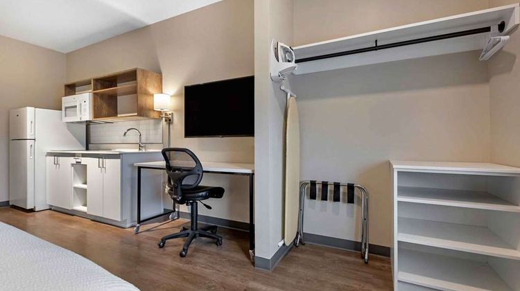 Extended Stay America-Fredericksburg Room