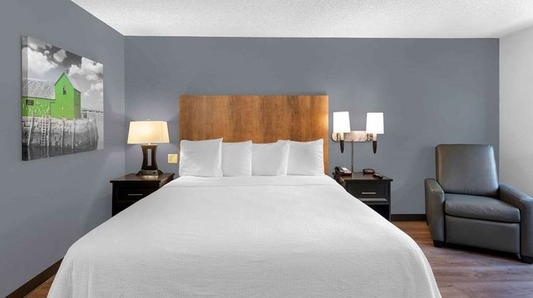 Extended Stay America McDonough Room