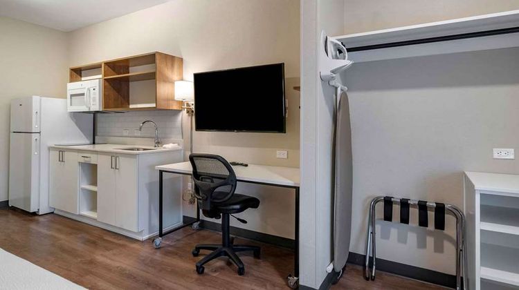 Extended Stay America McDonough Room