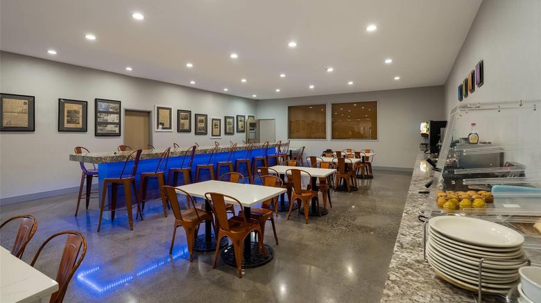 <b>Richland Riverfront Hotel, Ascend Coll Restaurant</b>. Images powered by <a href="https://iceportal.shijigroup.com/" title="IcePortal" target="_blank">IcePortal</a>.
